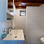Stonehouse Milan Ražanac