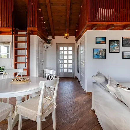 Stonehouse Milan Ražanac