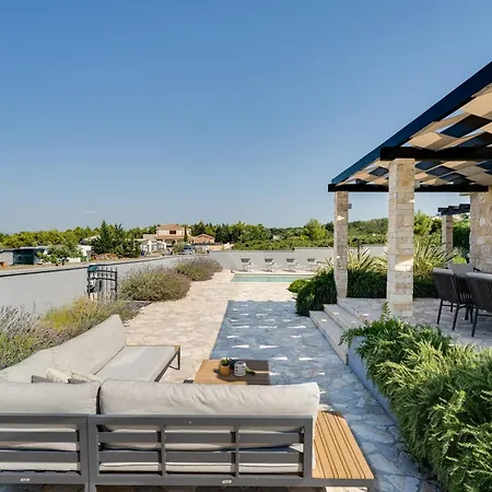 Сasa de vacaciones Stonehouse Milan Ražanac
