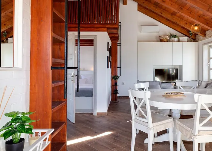 Stonehouse Milan Ražanac