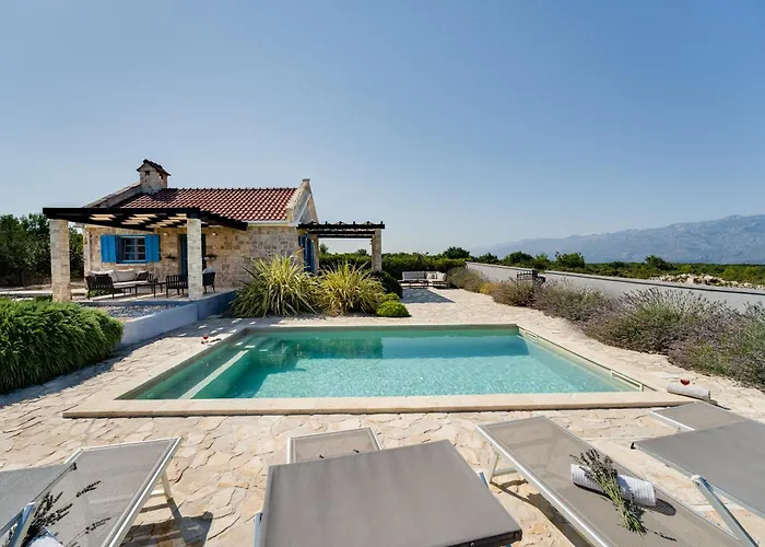 Stonehouse Milan Casa de Férias Ražanac