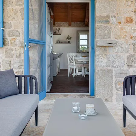 Stonehouse Milan * Razanac