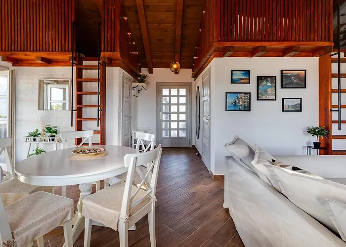 Stonehouse Milan Ražanac