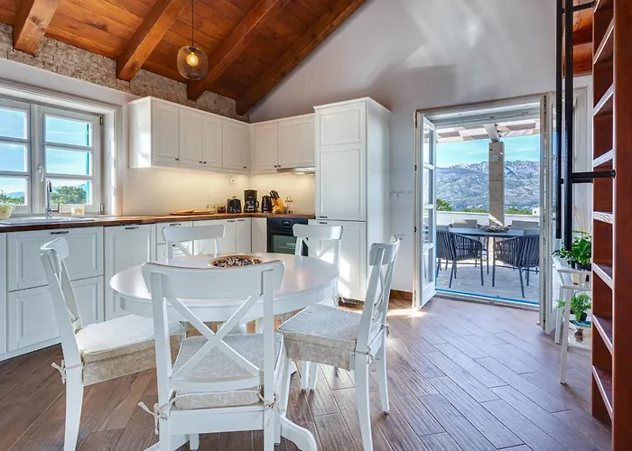 Prázdninový dům Stonehouse Milan