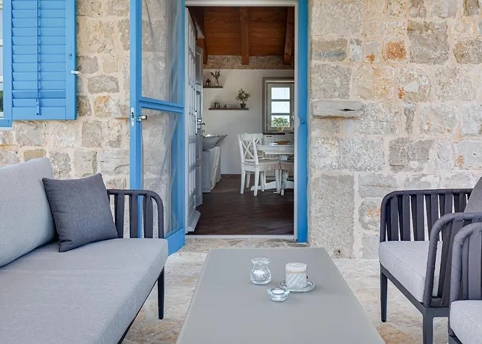 Stonehouse Milan * Ražanac