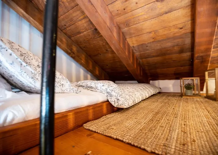 Stonehouse Milan Ražanac